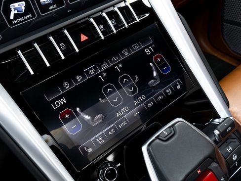 Used 2019 Lamborghini Urus image 77