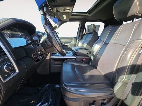 Used 2017 RAM 1500 Limited image 9