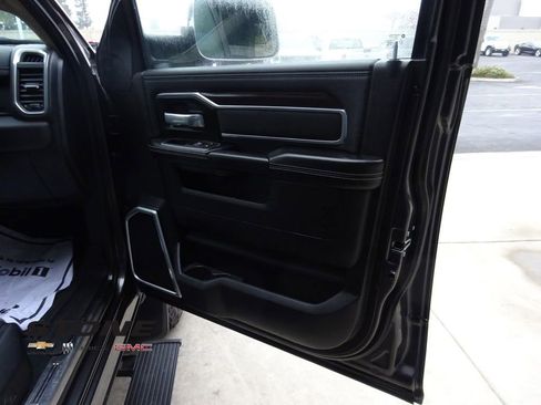 Used 2022 RAM 2500 Laramie image 31