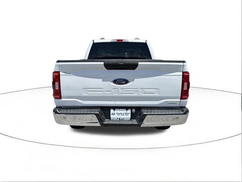 Used 2023 Ford F150 XLT AWD/4WD image 4