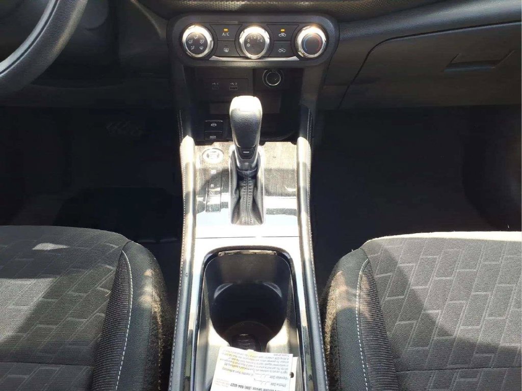 Used 2024 Nissan Kicks SV FWD image 11