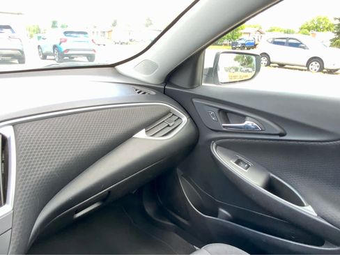 Certified 2023 Chevrolet Malibu LT image 36