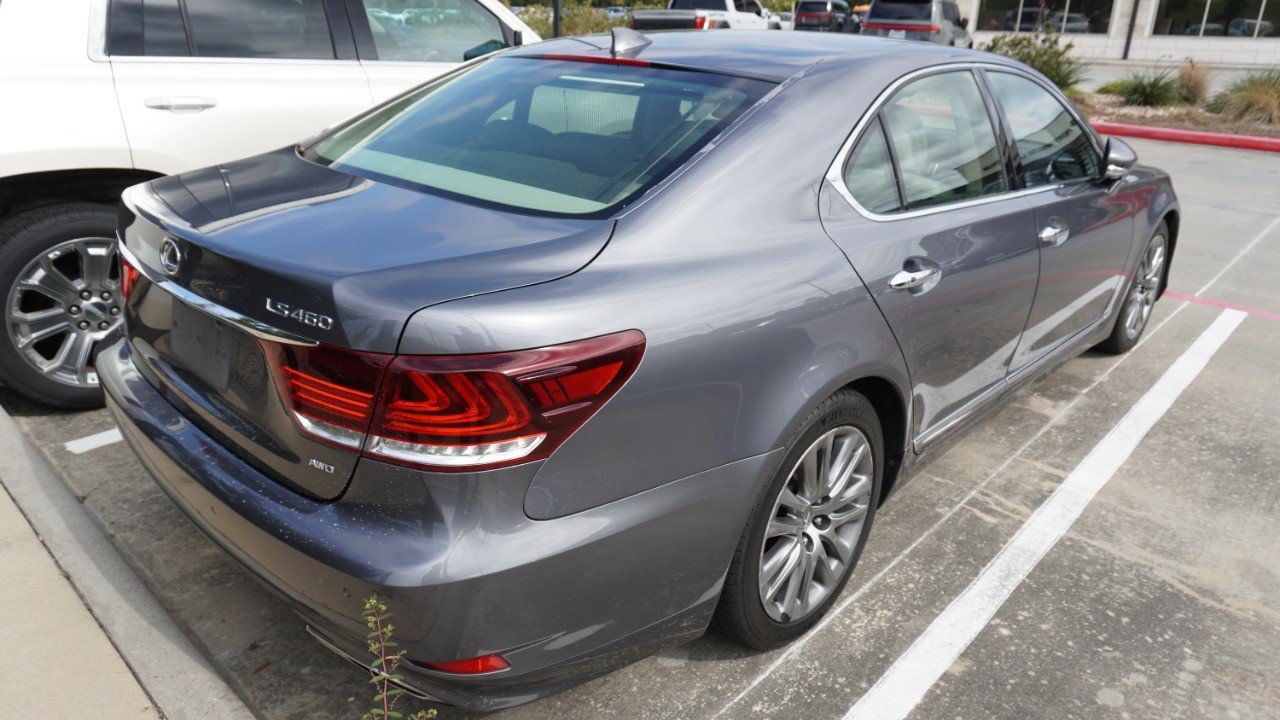 Used 2015 Lexus LS 460 AWD w/ Comfort Package image 7