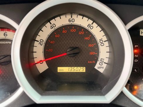 Used 2012 Toyota Tacoma 4x4 Double Cab w/ TRD Off-Road Pkg image 33