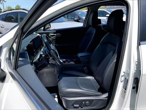 Used 2023 Kia Sportage EX AWD/4WD image 27
