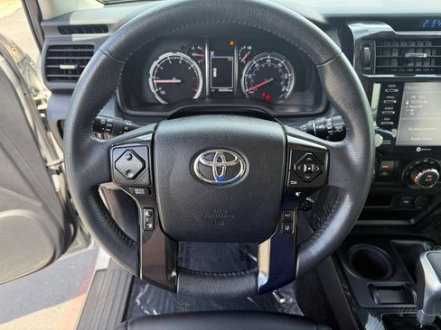 Used 2021 Toyota 4Runner TRD Off-Road Premium w/ Moonroof Package AWD/4WD image 13