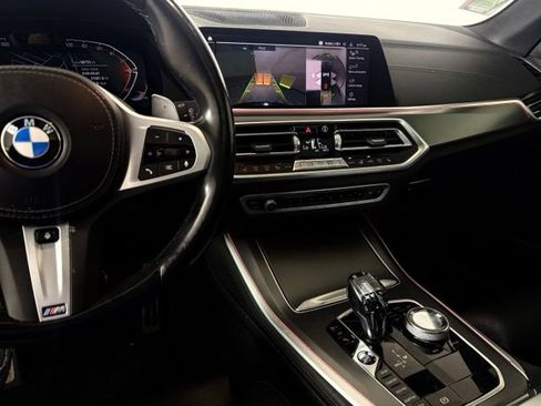 Used 2022 BMW X5 sDrive40i w/ M Sport Package RWD image 25
