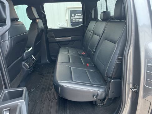 Used 2022 Ford F150 XLT w/ Equipment Group 302A High image 10