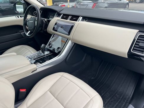 Used 2019 Land Rover Range Rover Sport HSE AWD/4WD image 37