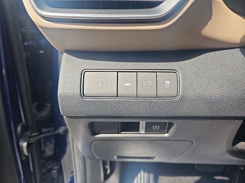 Used 2023 Hyundai Santa Fe SEL image 12