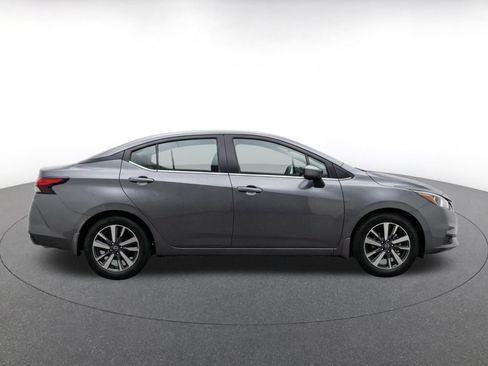 Used 2025 Nissan Versa SV FWD image 10