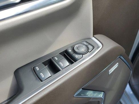 Used 2023 GMC Sierra 1500 SLT w/ SLT Premium Package image 21