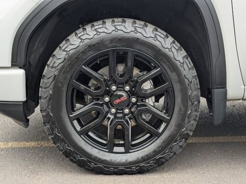Used 2024 GMC Sierra 1500 Elevation w/ Elevation Premium Package AWD/4WD image 40