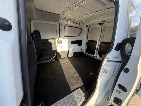 Used 2021 RAM ProMaster City Tradesman FWD image 12