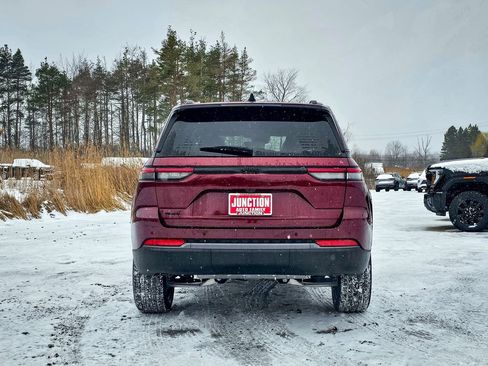 New 2026 Jeep Grand Cherokee Limited image 4