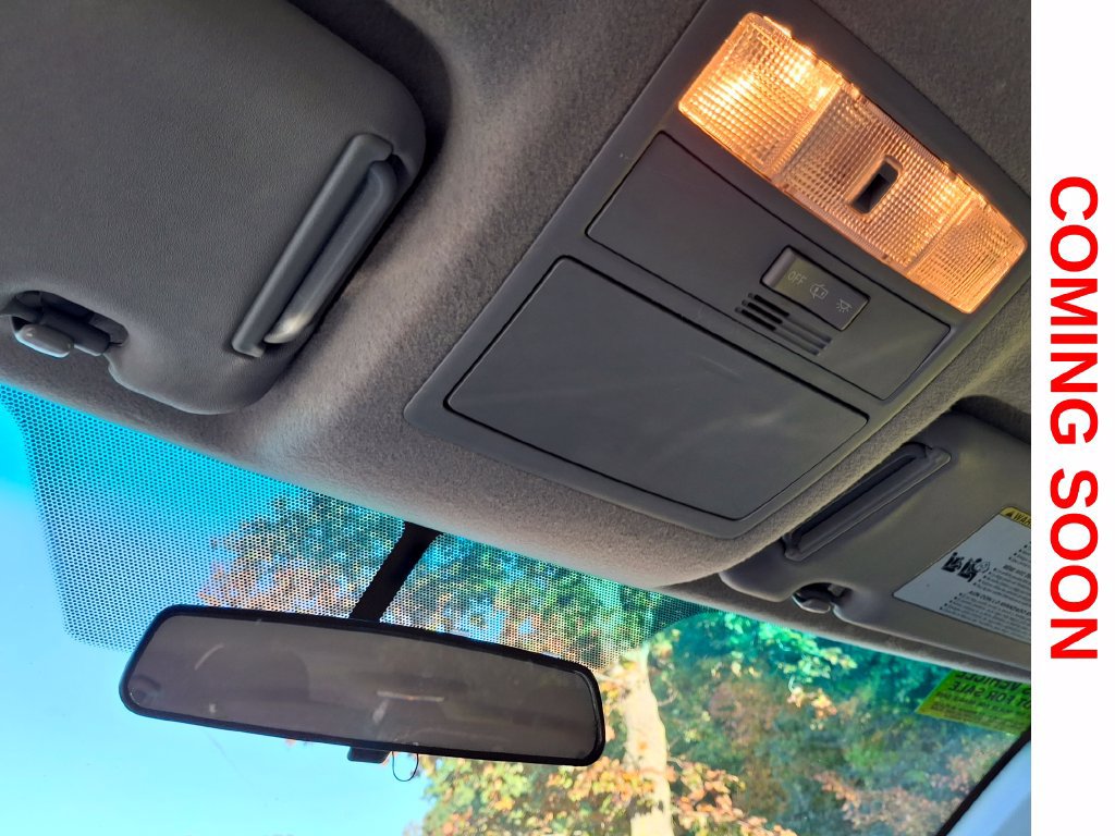 Used 2013 Toyota Highlander 4WD image 16