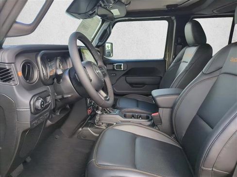 New 2026 Jeep Gladiator Mojave image 3