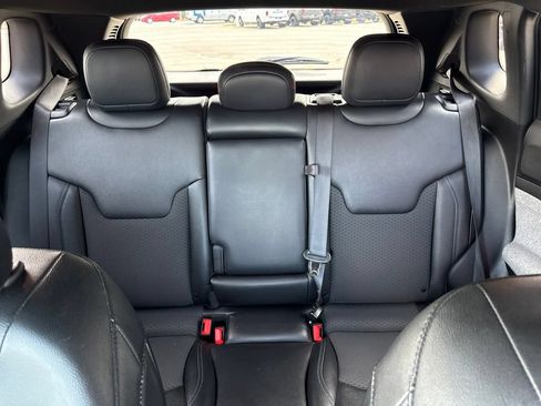 Used 2024 Jeep Compass Latitude AWD/4WD image 44