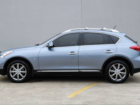 Used 2017 INFINITI QX50 2WD w/ Premium Plus Package image 14