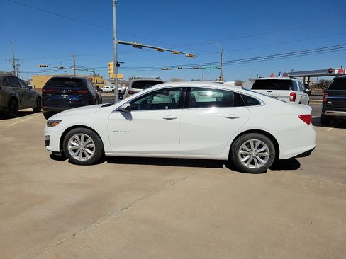 Used 2024 Chevrolet Malibu LT image 4
