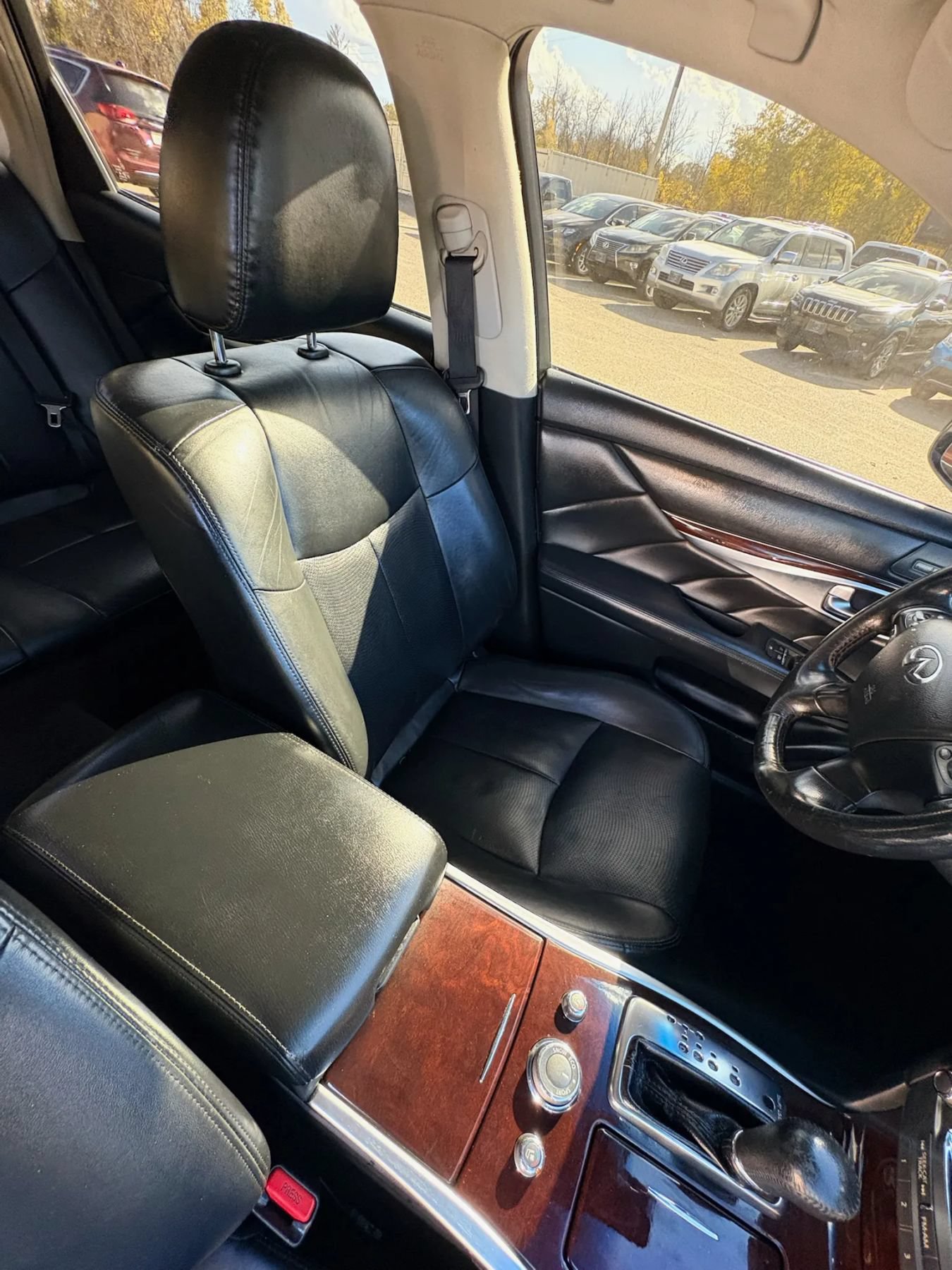 Used 2015 INFINITI Q70 L 3.7 AWD/4WD image 27