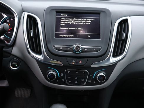 Used 2024 Chevrolet Equinox LT image 25