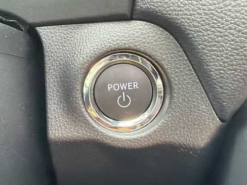 Used 2025 Toyota RAV4 XLE w/ Convenience Package AWD/4WD image 32