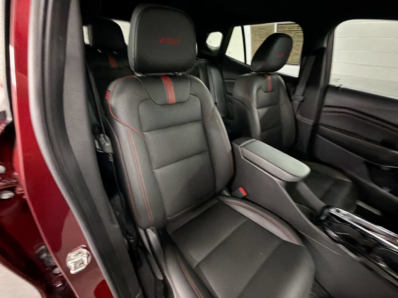 Certified 2025 Chevrolet Trax RS w/ Sunroof Package FWD image 25