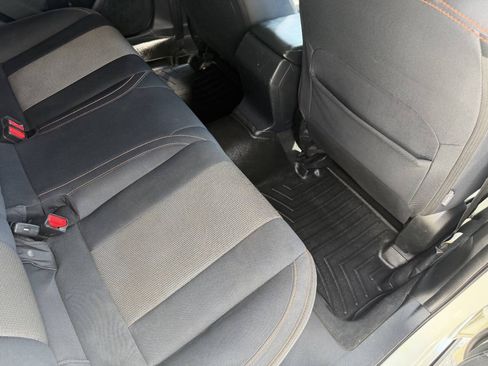 Used 2021 Subaru Crosstrek 2.0i Premium AWD/4WD image 24