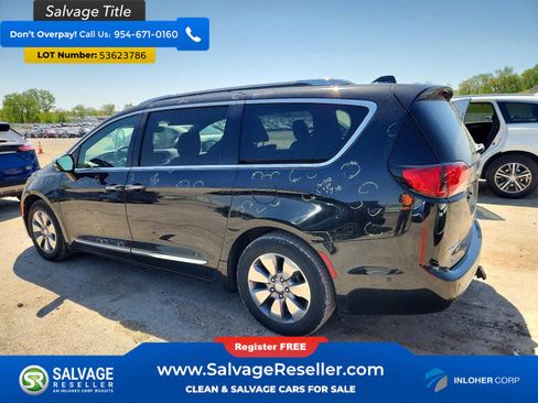 Used 2020 Chrysler Pacifica Limited FWD image 3