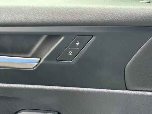 Used 2019 Volkswagen Jetta SE image 21