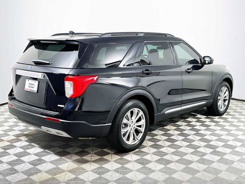 Used 2020 Ford Explorer XLT w/ Equipment Group 202A image 7