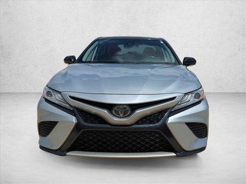 Certified 2020 Toyota Camry XSE FWD image 2