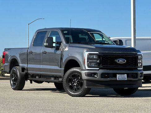 Used 2024 Ford F250 XL w/ STX Appearance Package AWD/4WD image 2