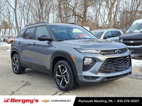 Certified 2022 Chevrolet TrailBlazer RS w/ Technology Package image 2