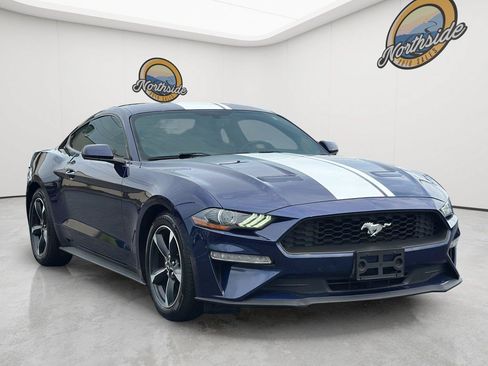 Used 2019 Ford Mustang Coupe RWD image 3
