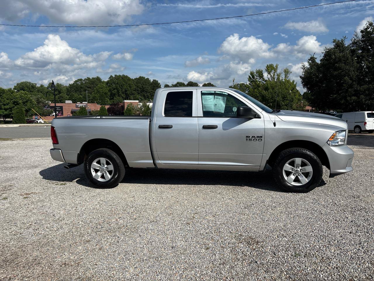 Used 2018 RAM 1500 Express AWD/4WD image 7