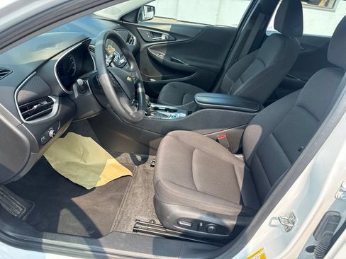 Used 2024 Chevrolet Malibu LT FWD image 21
