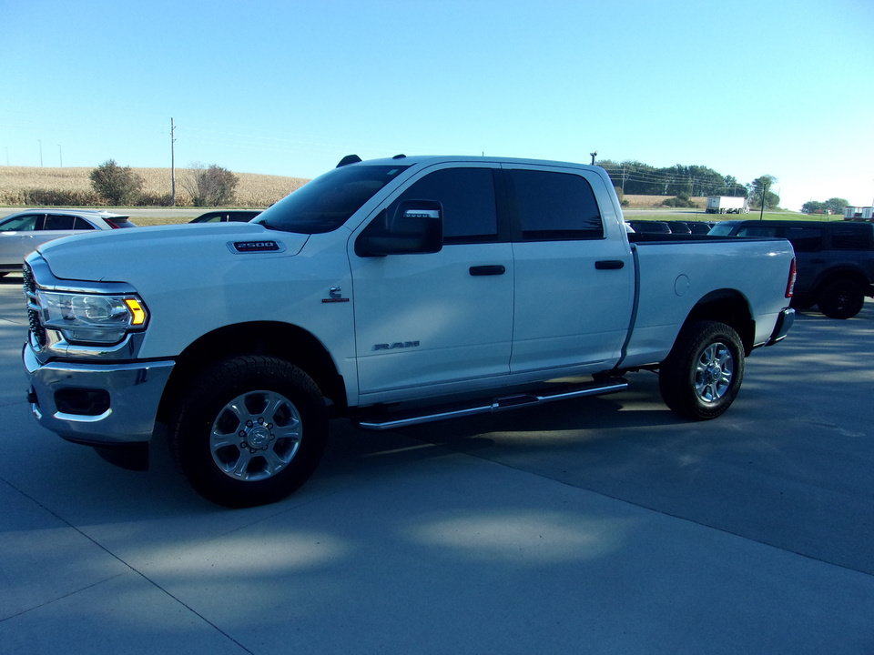 Used 2024 RAM 2500 Big Horn w/ Off Road Package AWD/4WD image 6