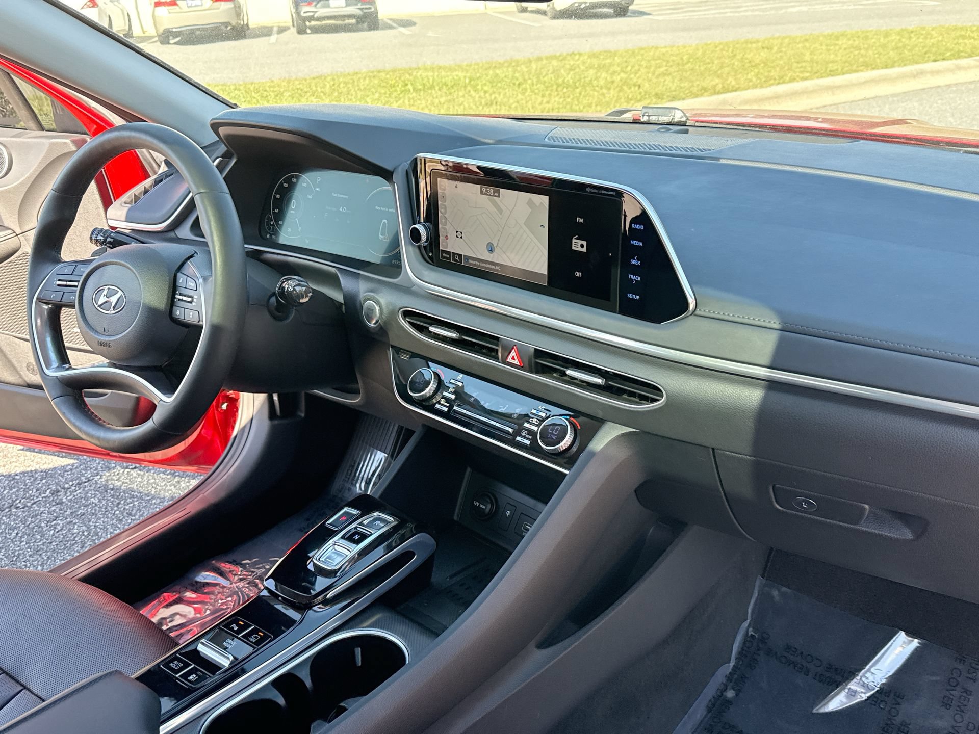 Used 2020 Hyundai Sonata Limited FWD image 28