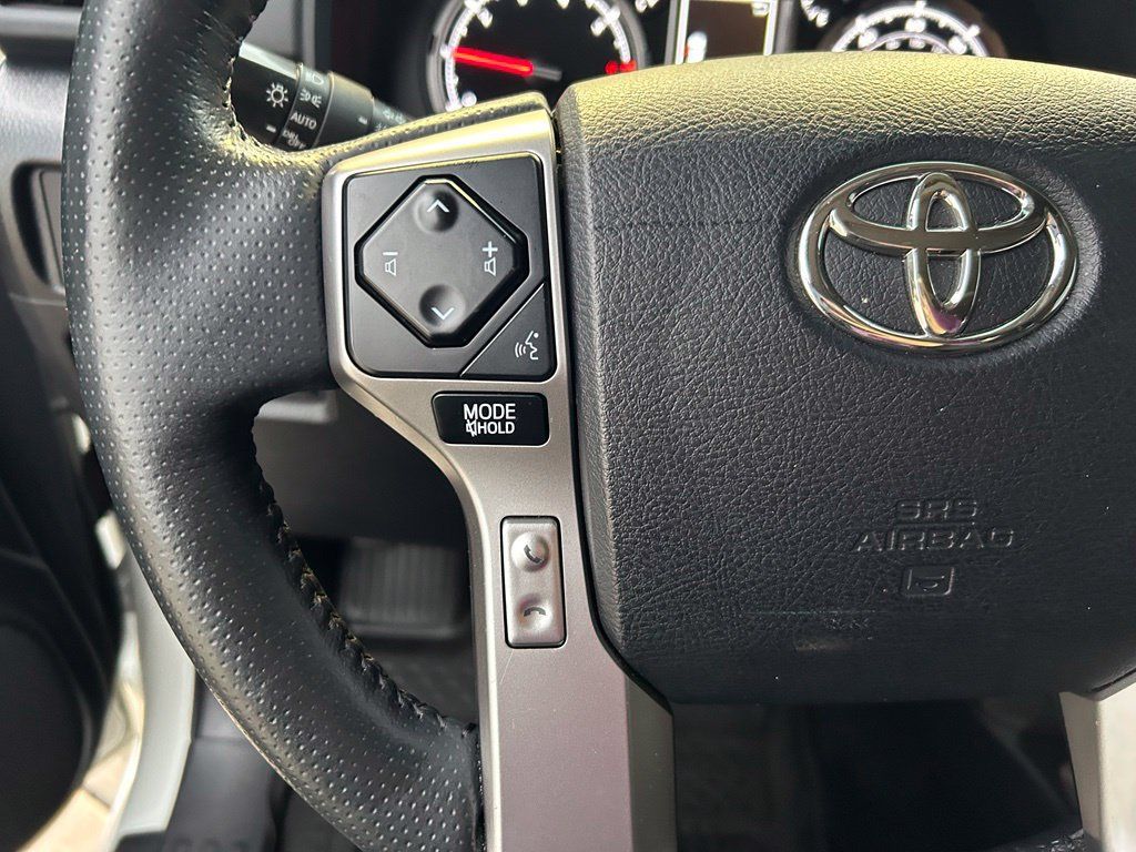 Used 2023 Toyota 4Runner Limited AWD/4WD image 21