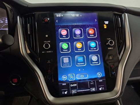 Used 2022 Subaru Outback Premium image 18