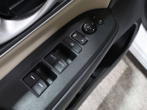 Used 2021 Honda CR-V EX-L image 14