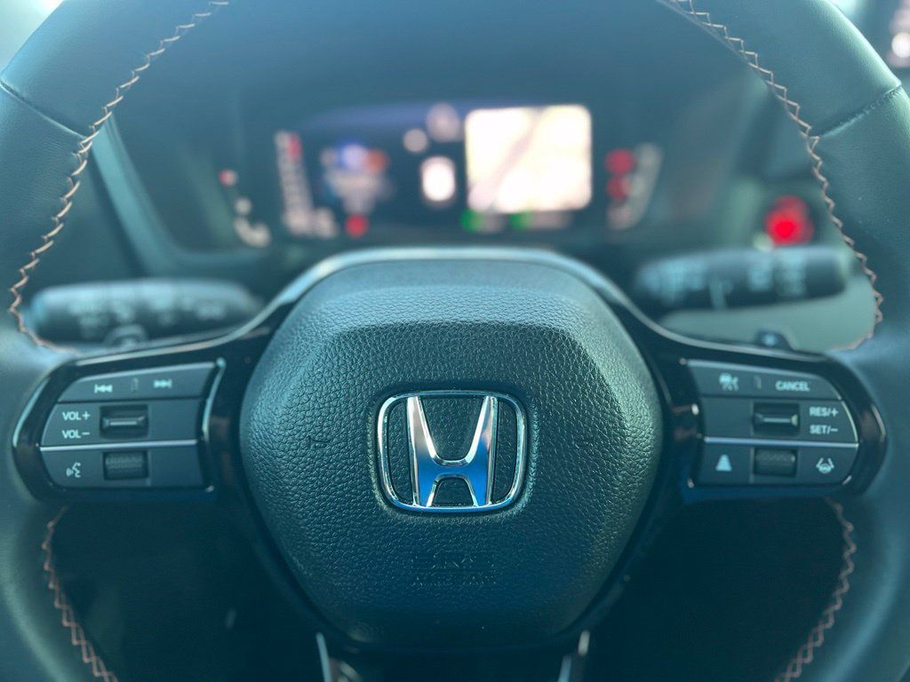 Used 2026 Honda Pilot Sport image 11