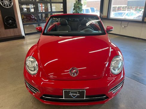 Used 2018 Volkswagen Beetle 2.0T Coast FWD image 31