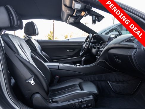 Used 2018 BMW 640i Convertible image 35