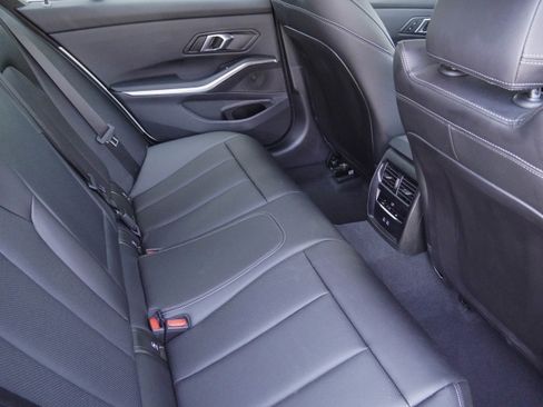 Certified 2025 BMW 330i xDrive Sedan AWD/4WD image 33