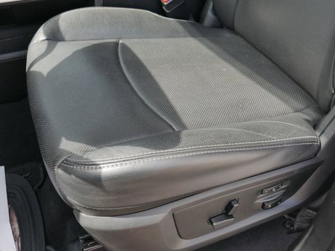 Used 2017 RAM 2500 Laramie w/ Sport Appearance Group image 37