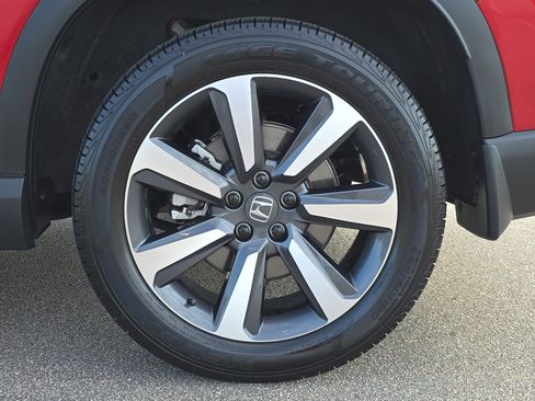 Used 2024 Honda Pilot Touring image 36