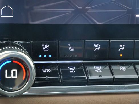 New 2026 GMC Canyon AT4 w/ Technology Plus Package AWD/4WD image 19